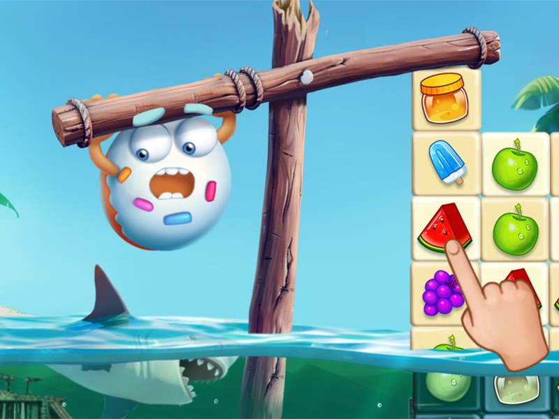 Colorful candies and funny characters in Sugar Heroes game